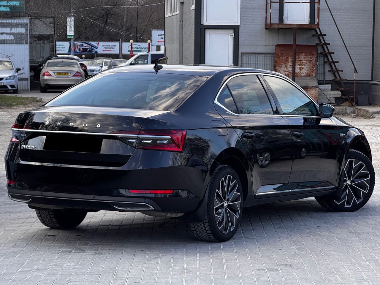 Skoda Superb 2023 — Миниатюра 2