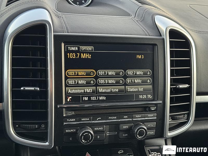 2016 Porsche Cayenne S Hybrid — Miniatură 9