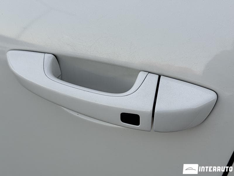 2016 Porsche Cayenne S Hybrid — Miniatură 23