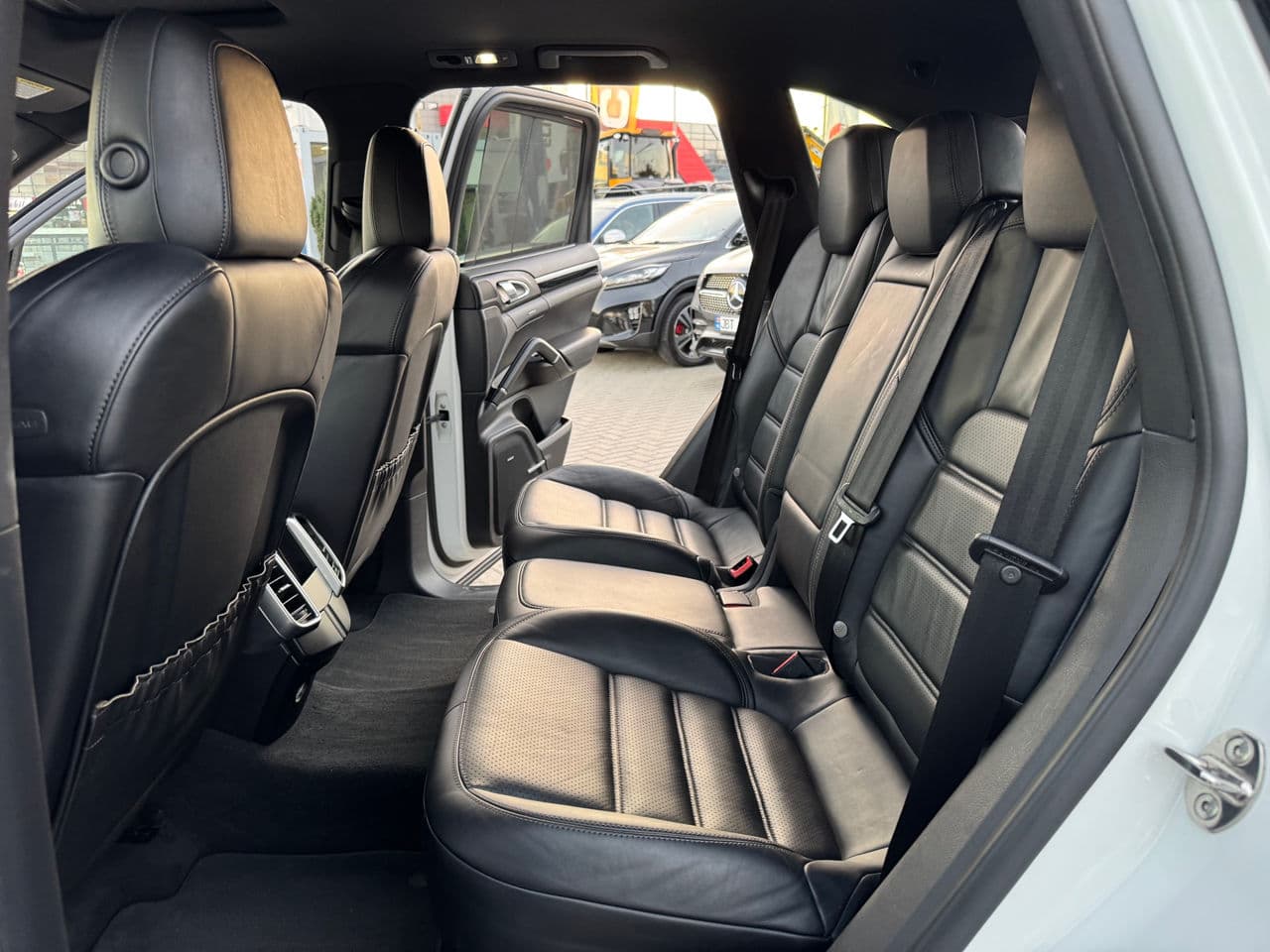 2016 Porsche Cayenne S Hybrid — Miniatură 20