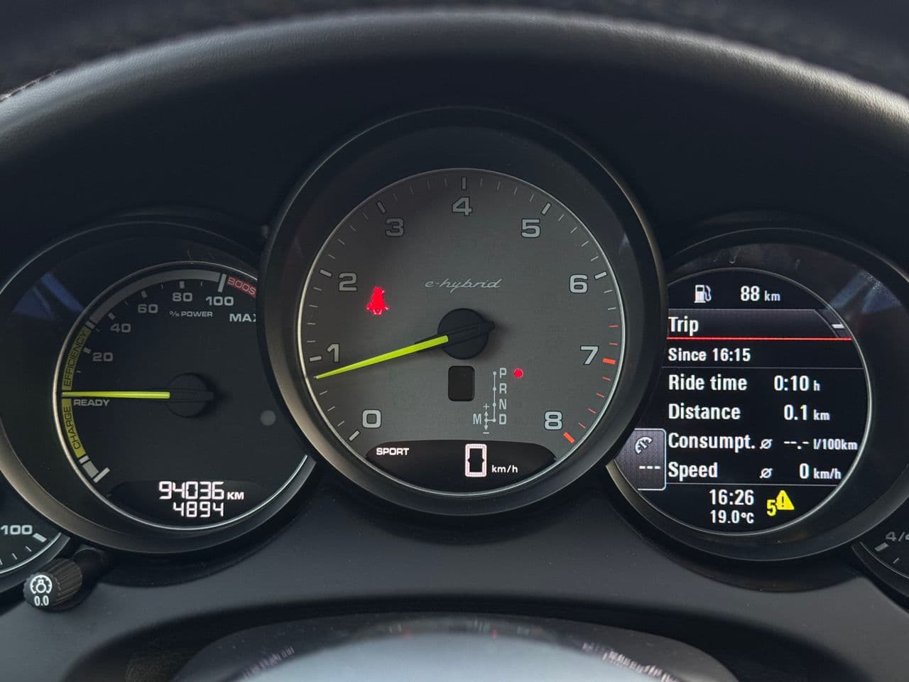 2016 Porsche Cayenne S Hybrid — Miniatură 8