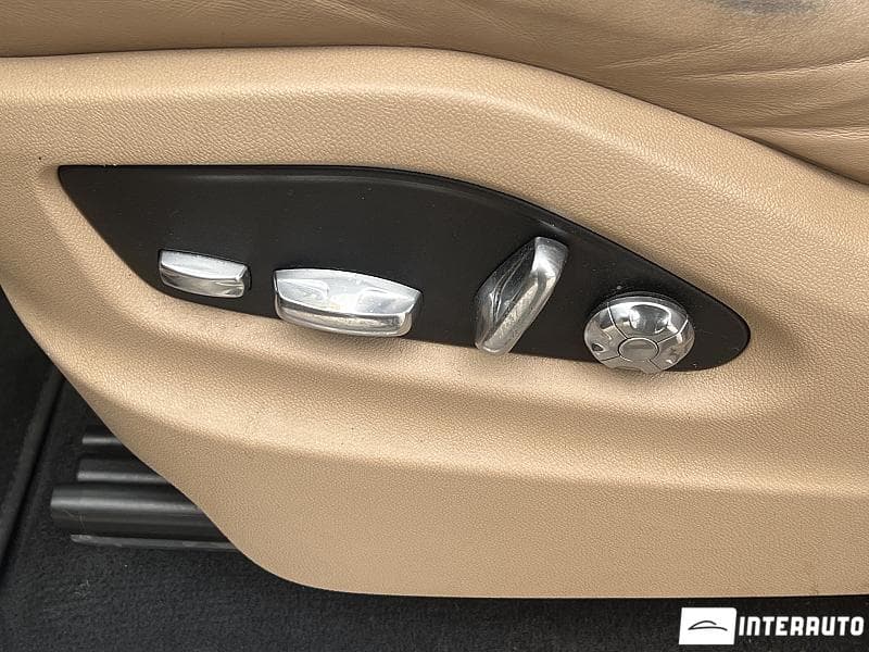 2019 Porsche Cayenne E-Hybrid — Miniatură 17
