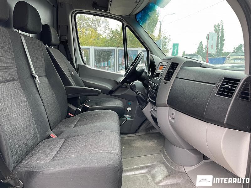 2017 Mercedes Sprinter — Miniatură 16