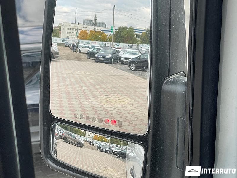 2017 Mercedes Sprinter — Miniatură 5