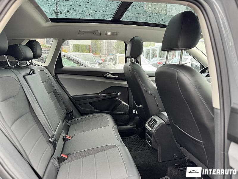 2021 Volkswagen Taos — Miniatură 19