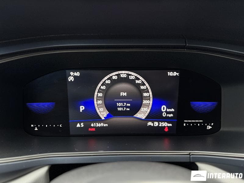 2021 Volkswagen Taos — Miniatură 13