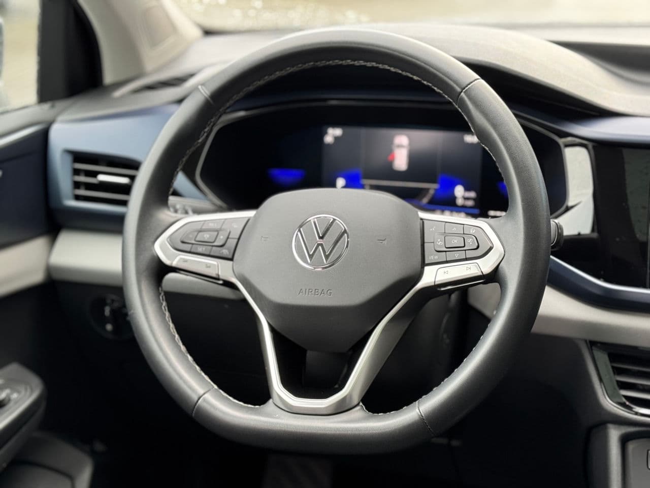 2021 Volkswagen Taos — Miniatură 12