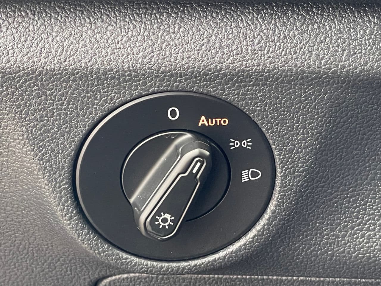 2020 Volkswagen Jetta — Miniatură 11