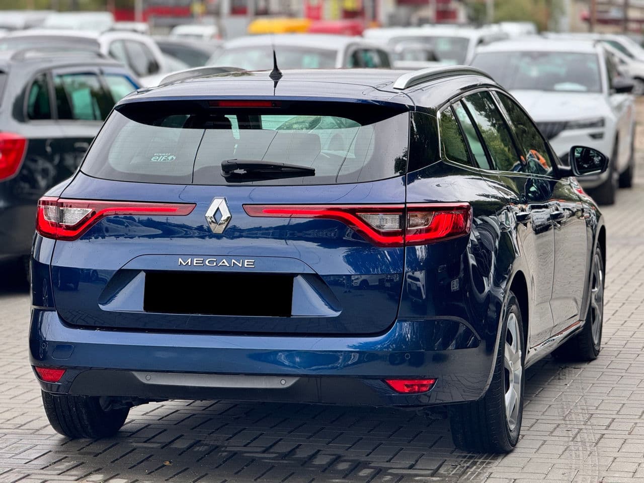 2019 Renault Megane — Miniatură 4