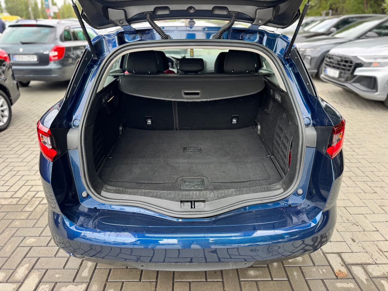 2019 Renault Megane — Miniatură 5