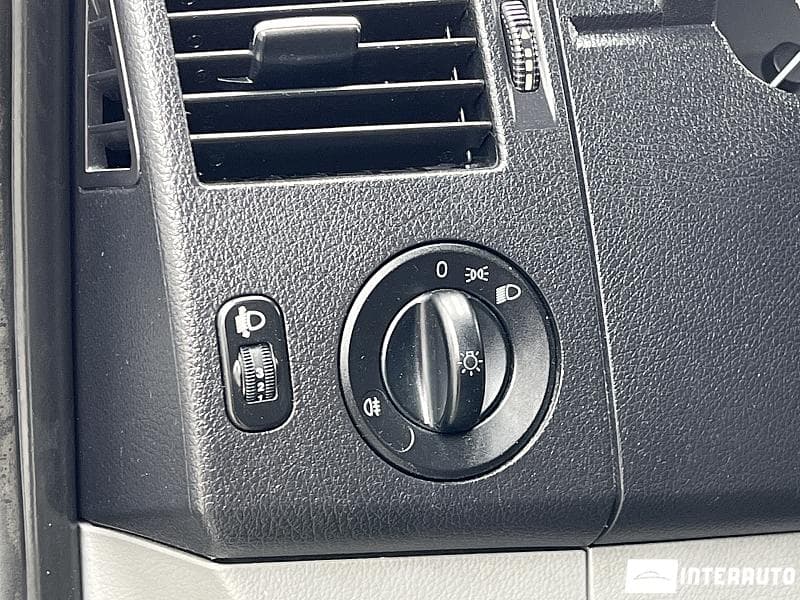 2015 Mercedes Sprinter — Miniatură 16