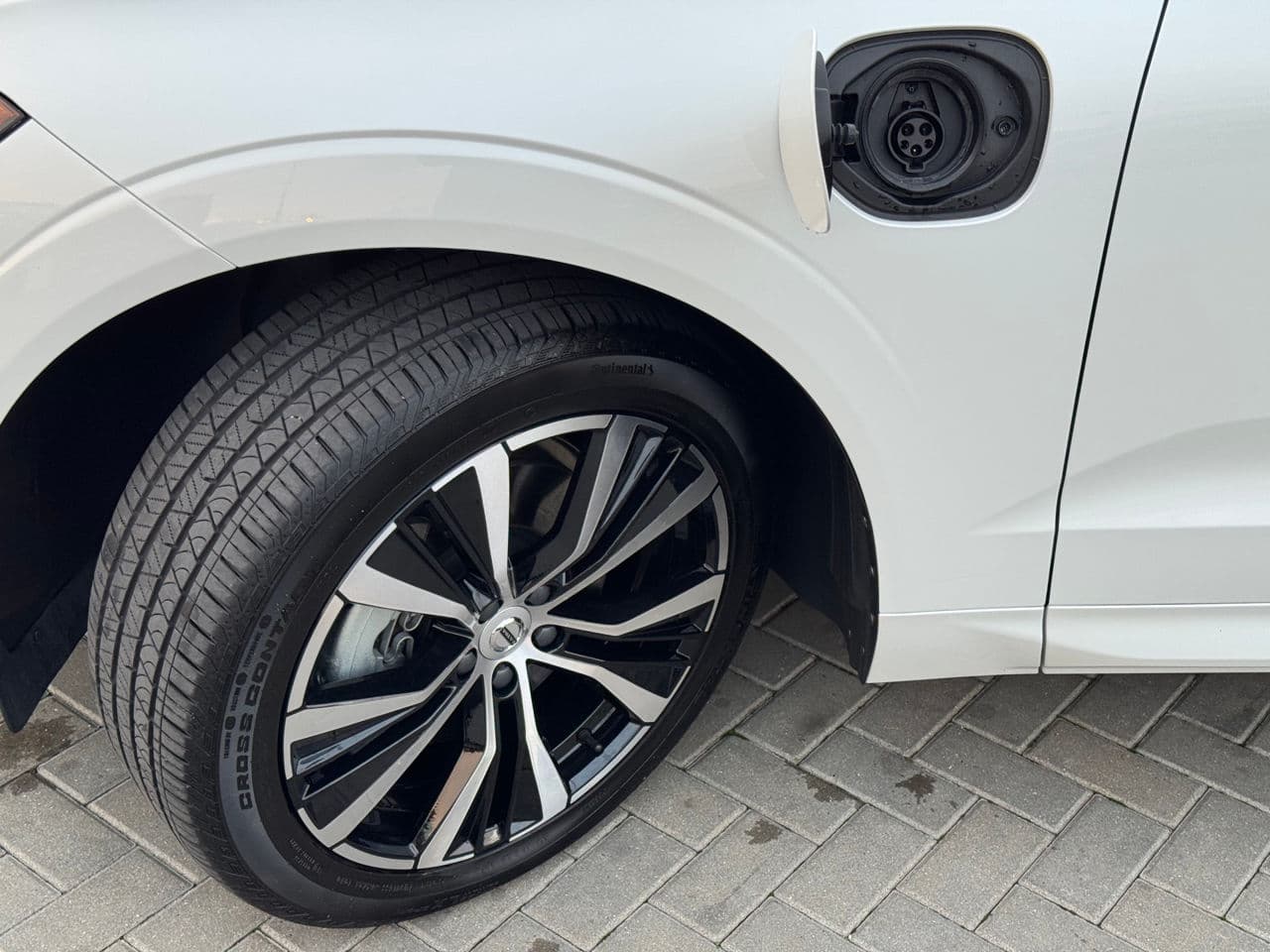 Volvo XC 60 2023 — Миниатюра 25