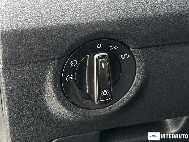 2018 Skoda Octavia — Miniatură 16