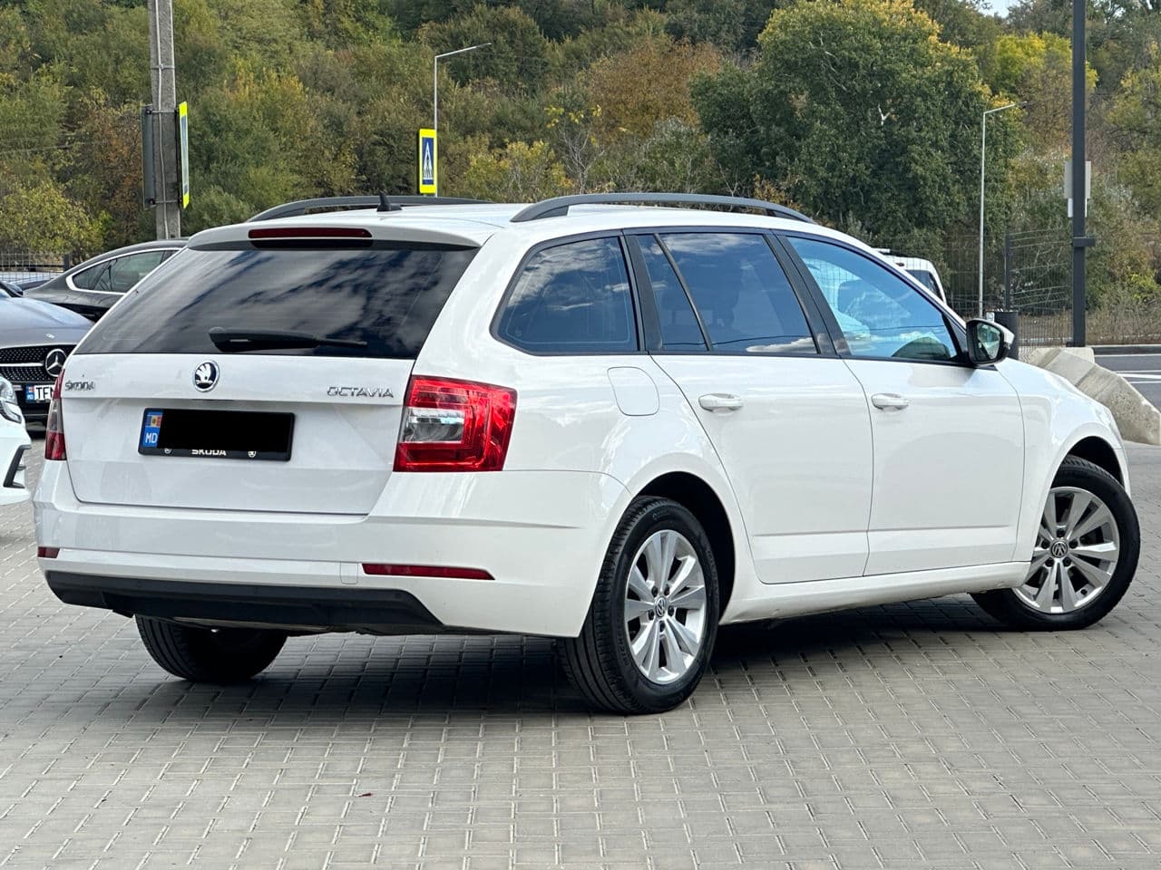 2018 Skoda Octavia — Miniatură 3