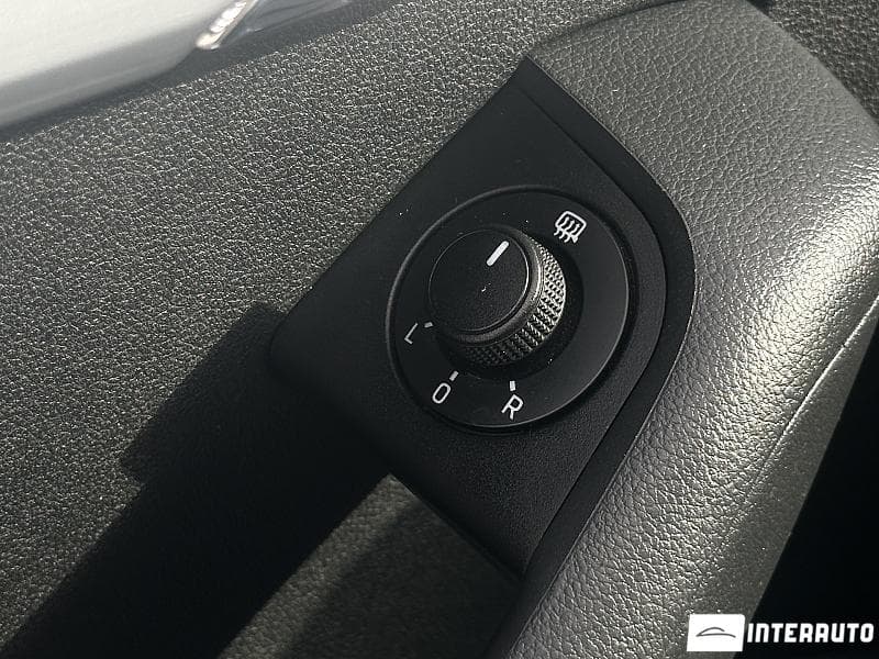 2018 Skoda Octavia — Miniatură 19