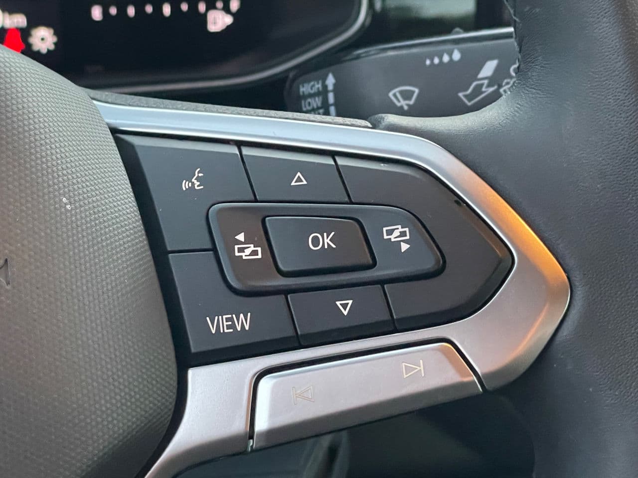 2025 Volkswagen Jetta — Miniatură 9