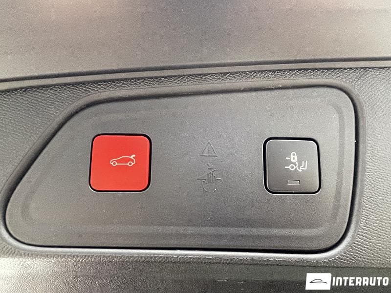 2020 Peugeot 3008 — Miniatură 19