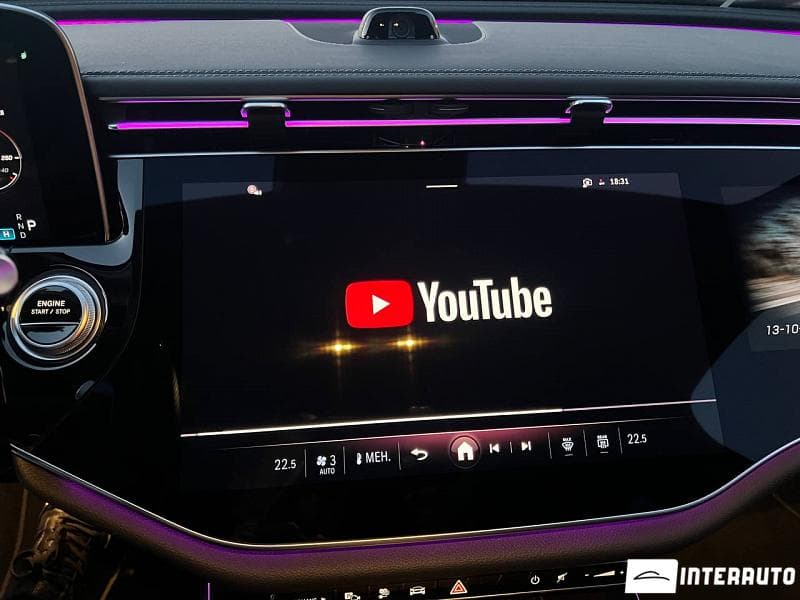 Mercedes E 300de 2024 — Миниатюра 16