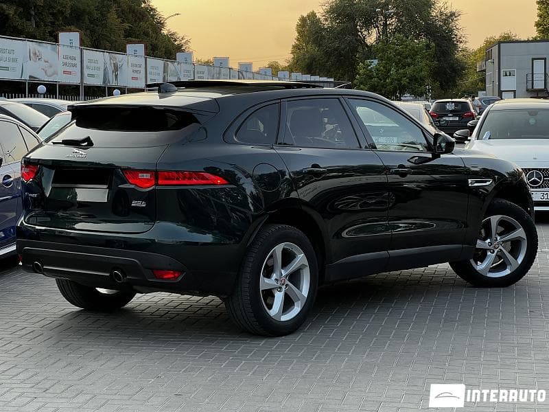 2017 Jaguar F-Pace — Miniatură 3