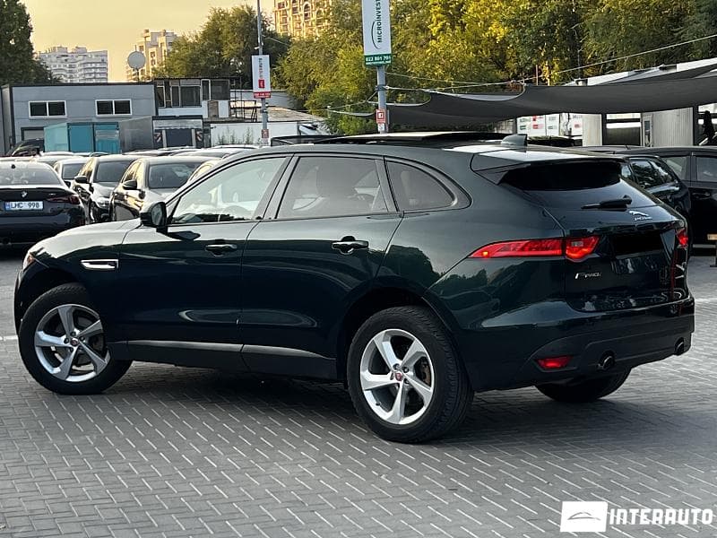 2017 Jaguar F-Pace — Miniatură 2