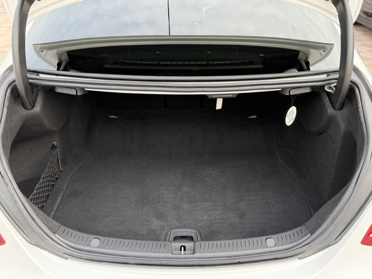 2018 Mercedes E 200 — Miniatură 22