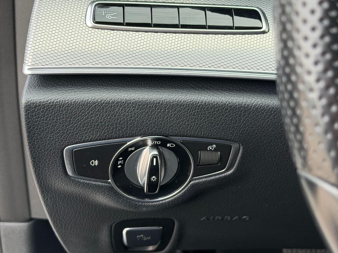 2018 Mercedes E 200 — Miniatură 9