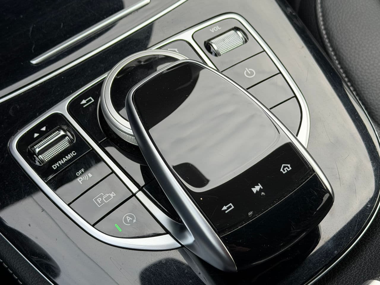 2018 Mercedes E 200 — Miniatură 16