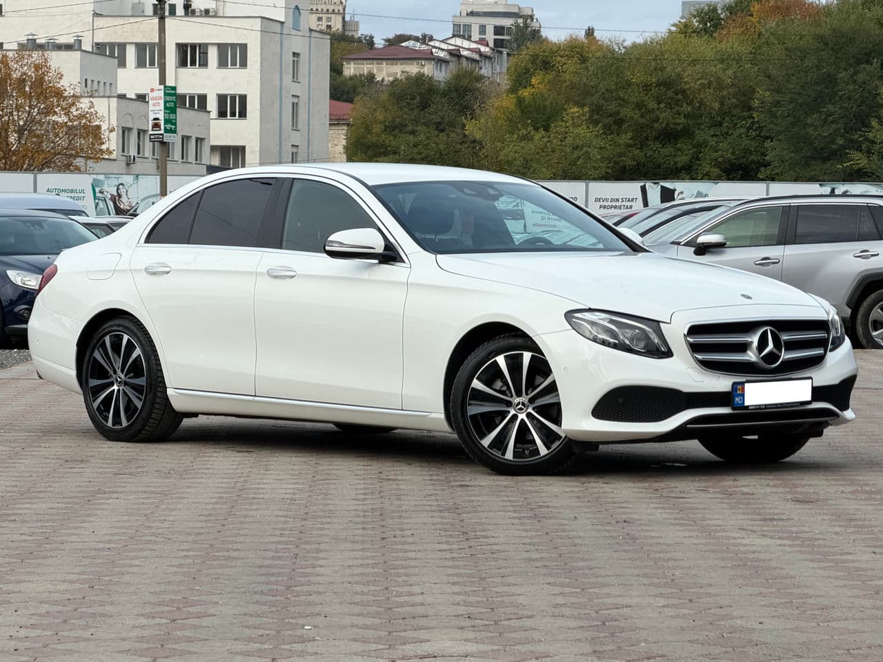 2018 Mercedes E 200 — Miniatură 2