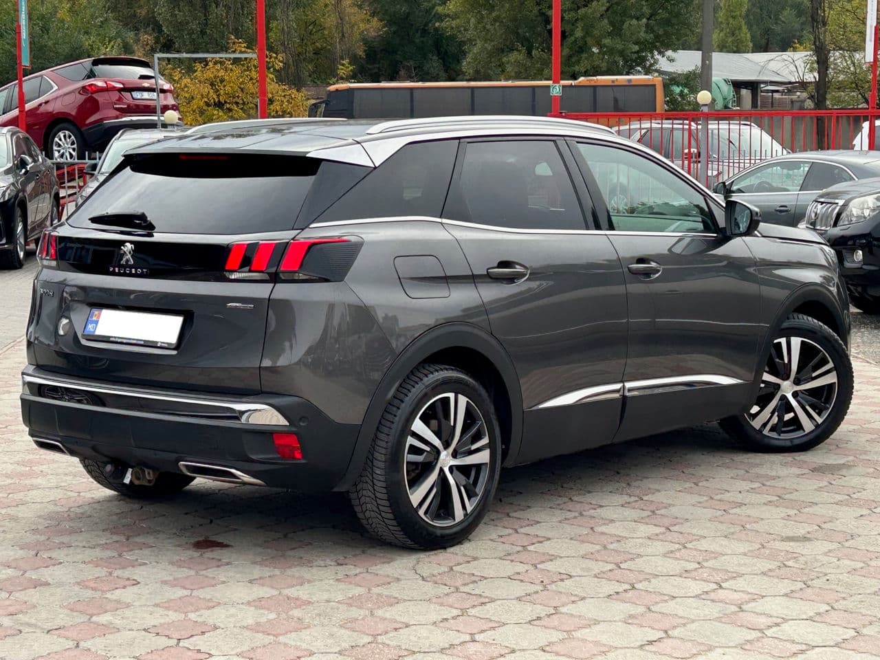 2020 Peugeot 3008 — Miniatură 3
