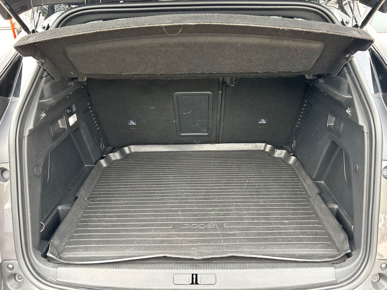 2020 Peugeot 3008 — Miniatură 19