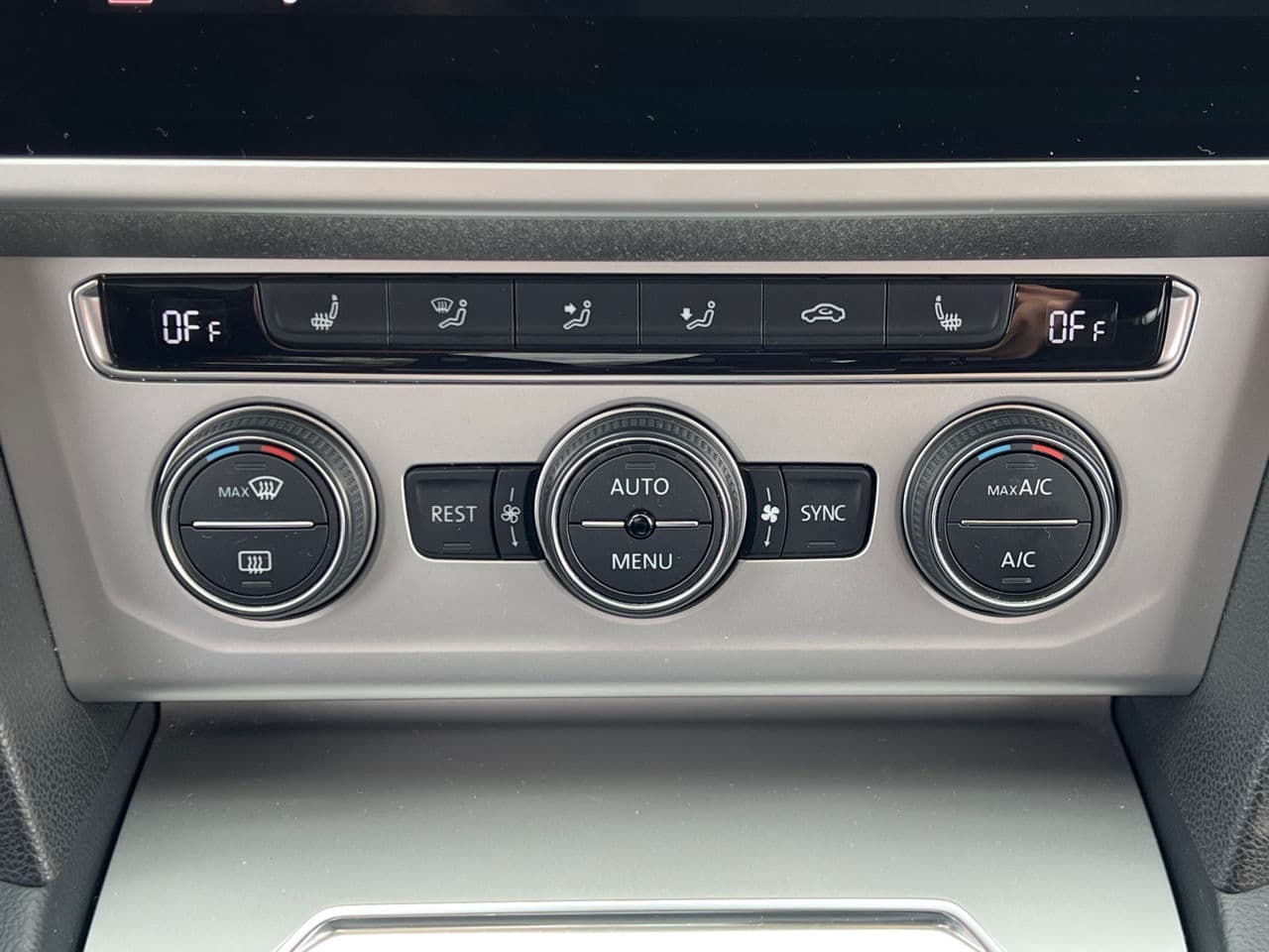 2018 Volkswagen Passat — Miniatură 10