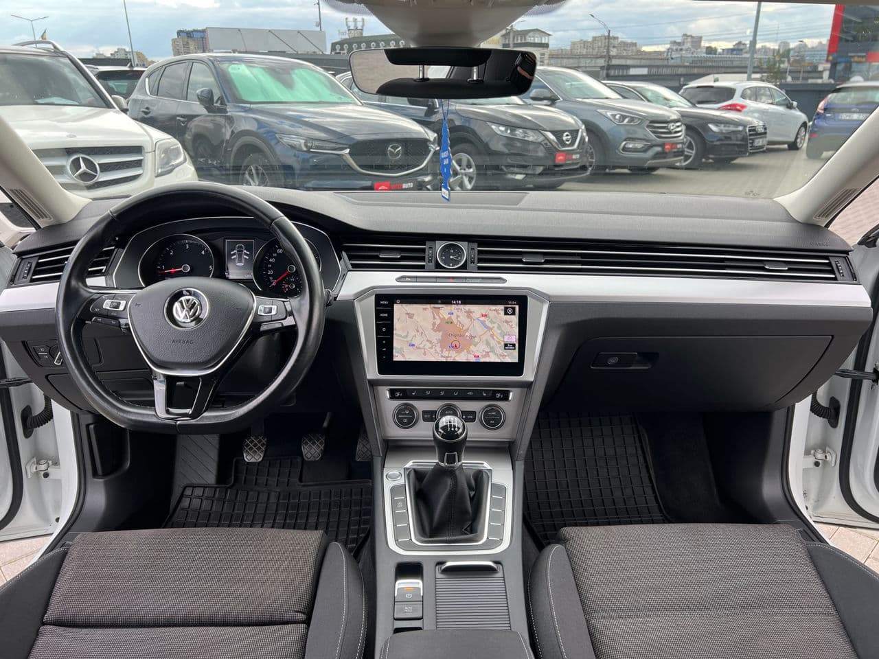 2018 Volkswagen Passat — Miniatură 6