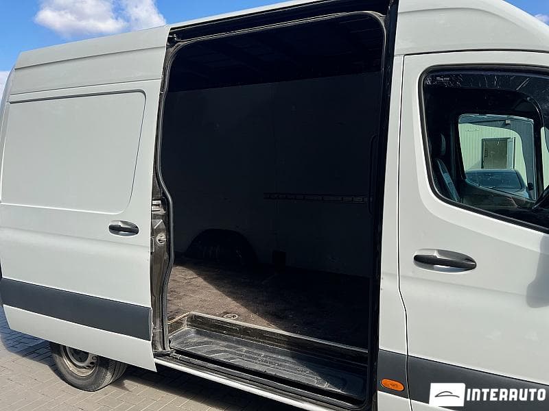 2019 Mercedes Sprinter — Miniatură 14