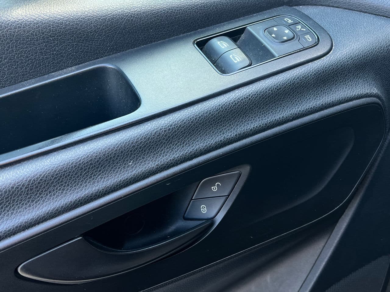 2019 Mercedes Sprinter — Miniatură 6