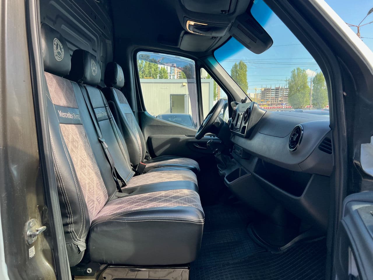 2019 Mercedes Sprinter — Miniatură 13