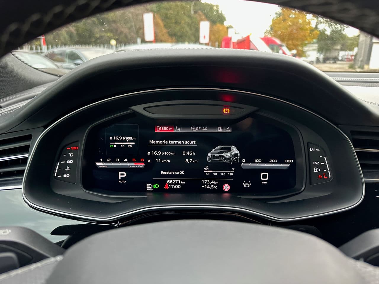 Audi Q8 2022 — Миниатюра 12