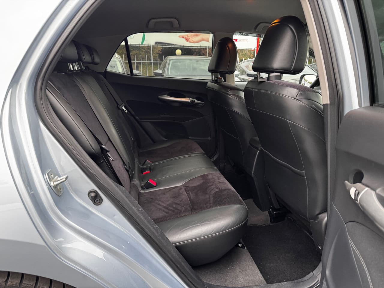 2010 Toyota Auris — Miniatură 8