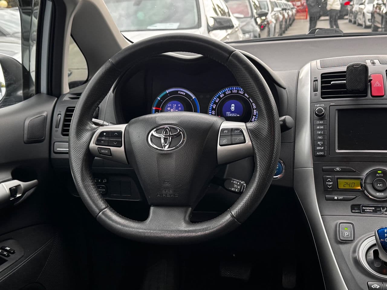 2010 Toyota Auris — Miniatură 11