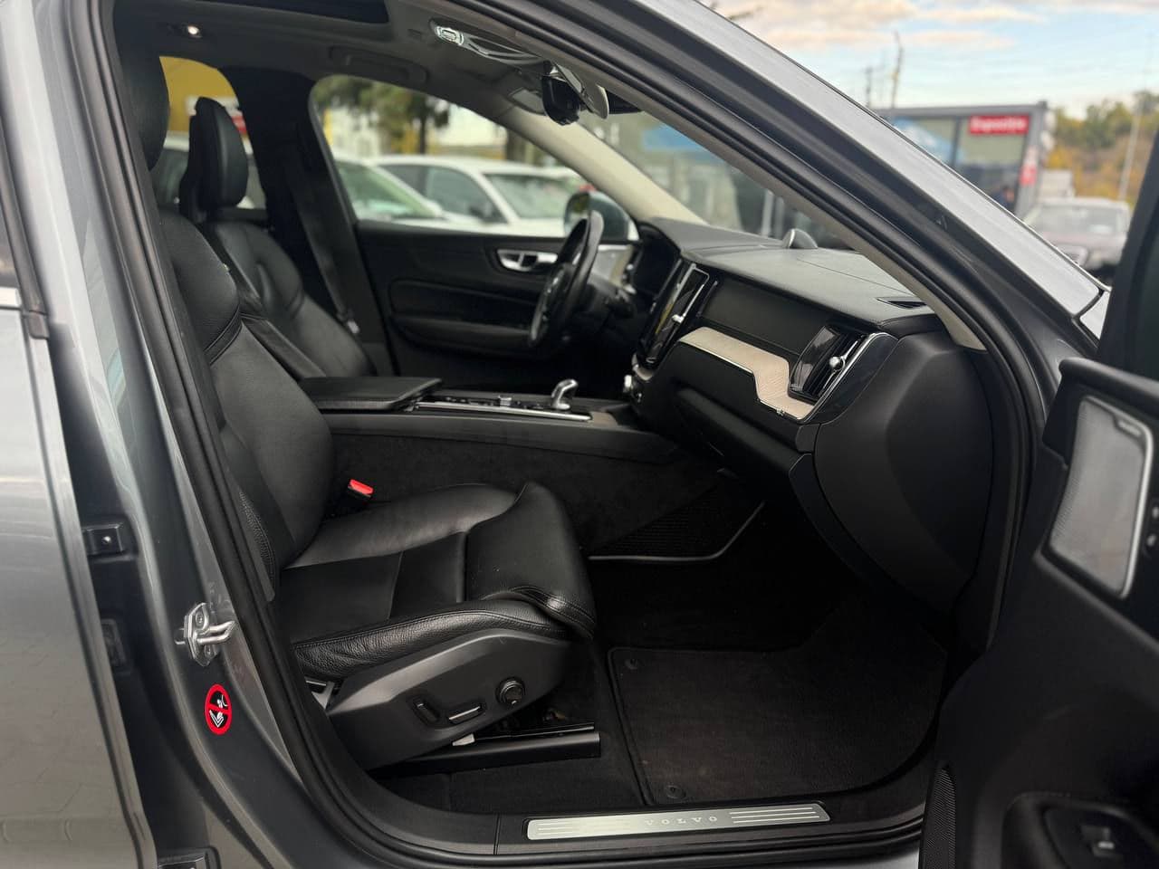 2018 Volvo XC 60 — Miniatură 16