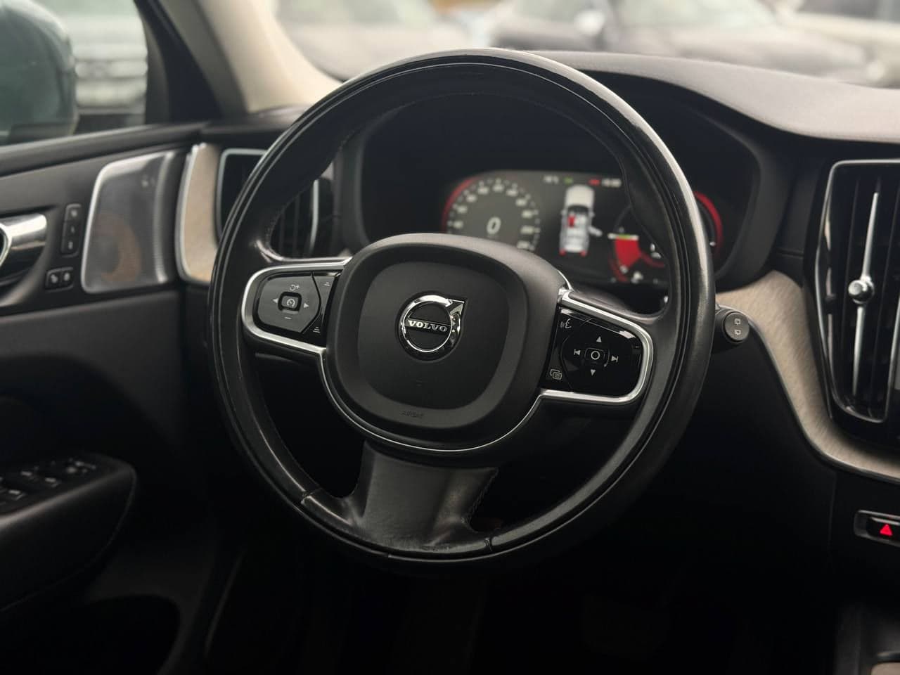 2018 Volvo XC 60 — Miniatură 7