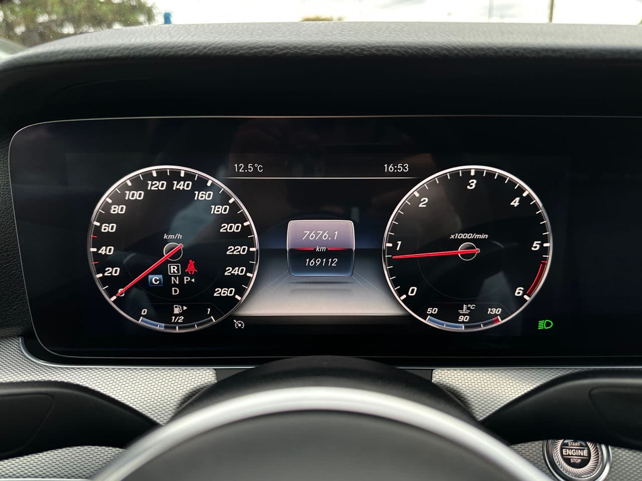 2019 Mercedes E 220 — Miniatură 8