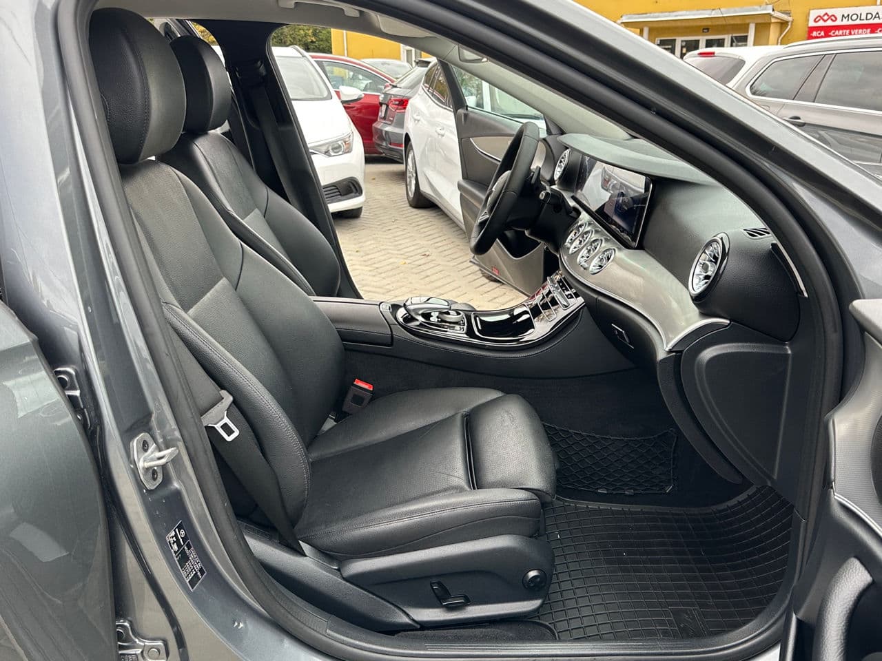 2019 Mercedes E 220 — Miniatură 15