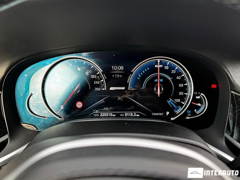 2017 BMW 740e — Miniatură 12