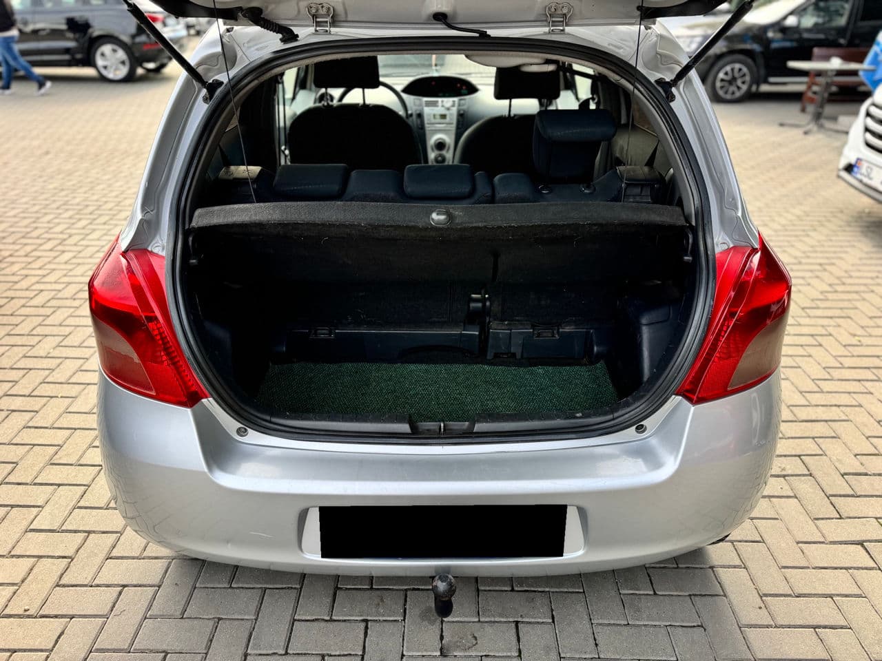 Toyota Yaris 2008 — Миниатюра 5
