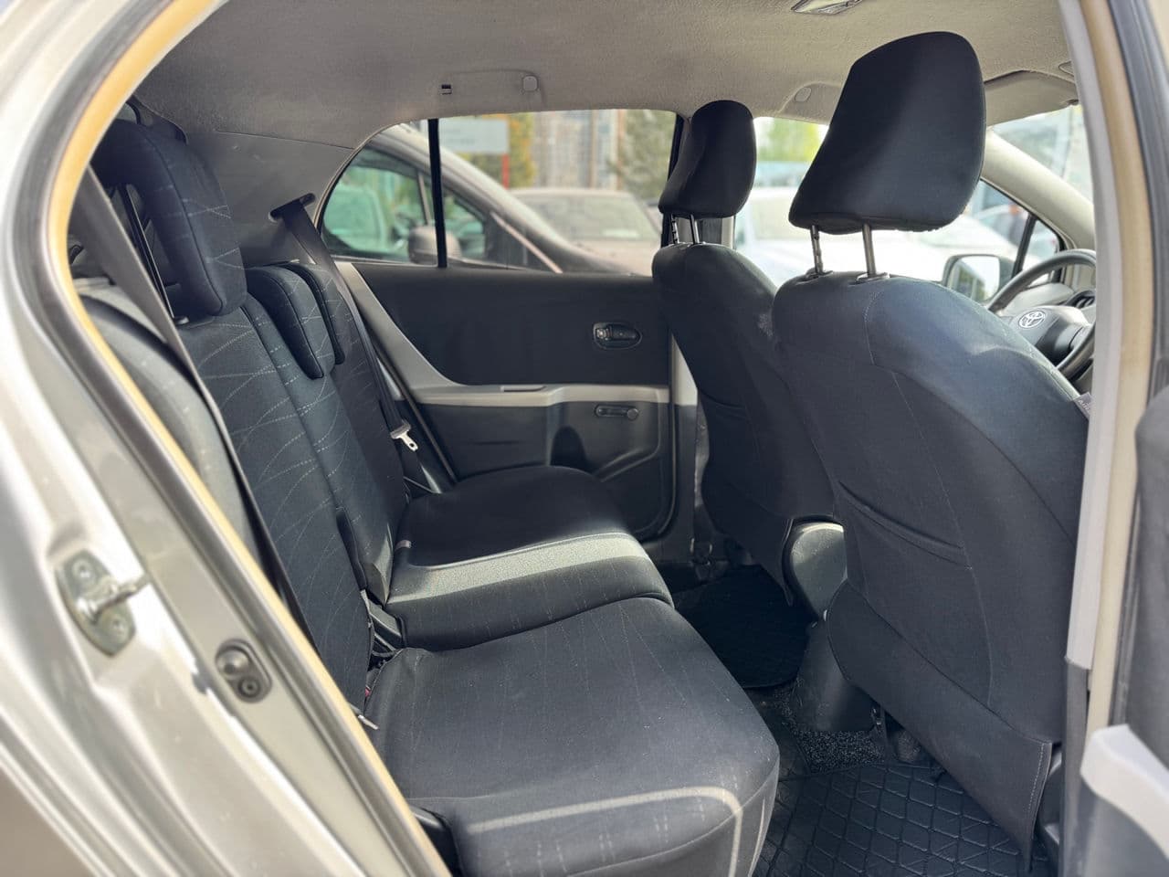 Toyota Yaris 2008 — Миниатюра 16