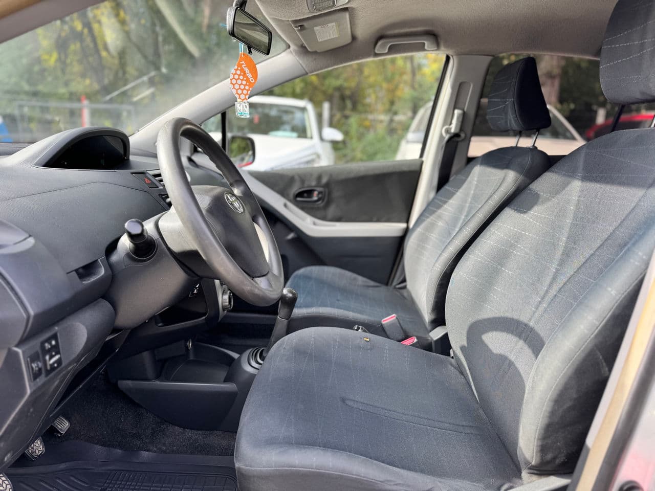 Toyota Yaris 2008 — Миниатюра 6