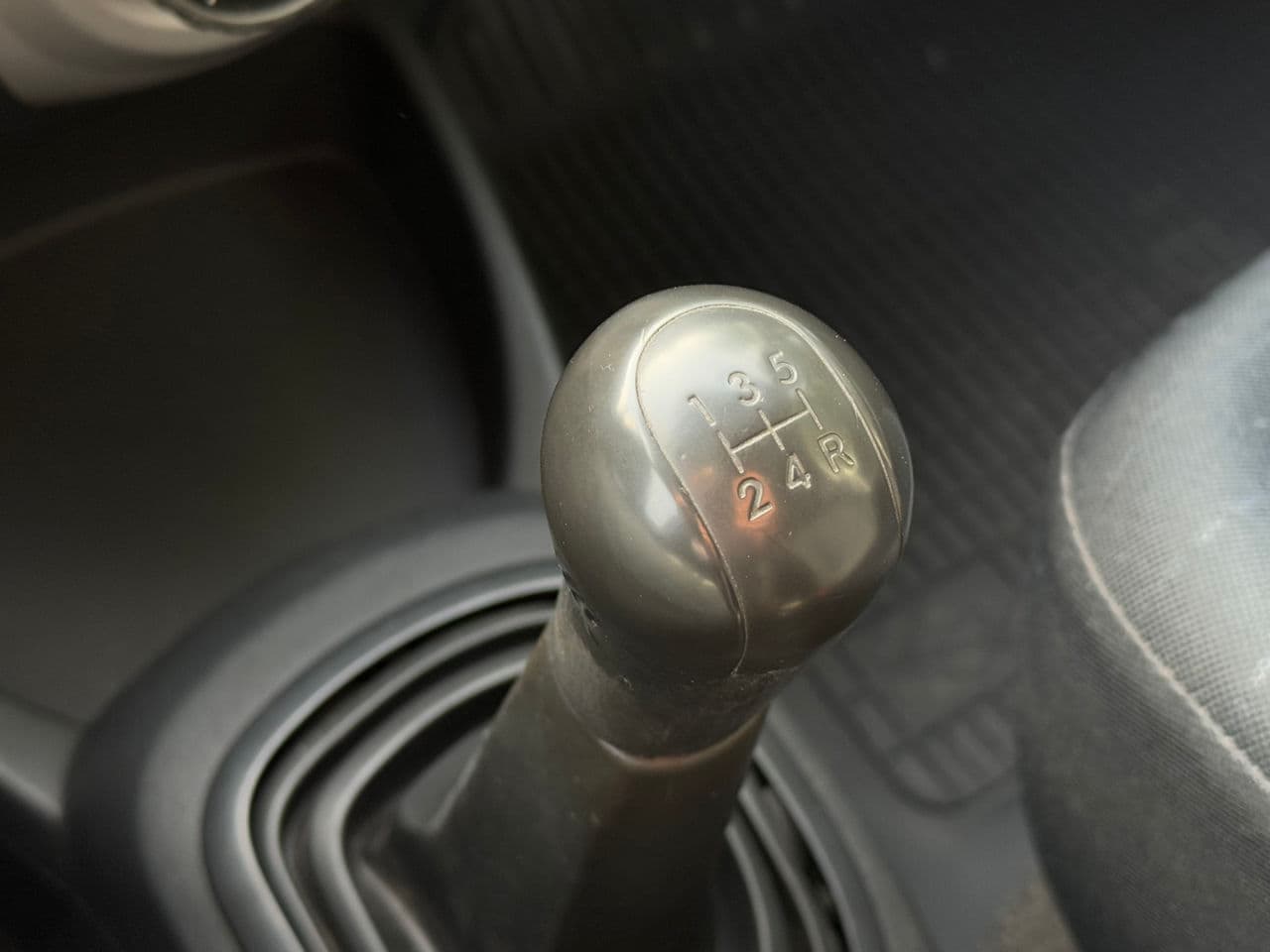 Toyota Yaris 2008 — Миниатюра 12