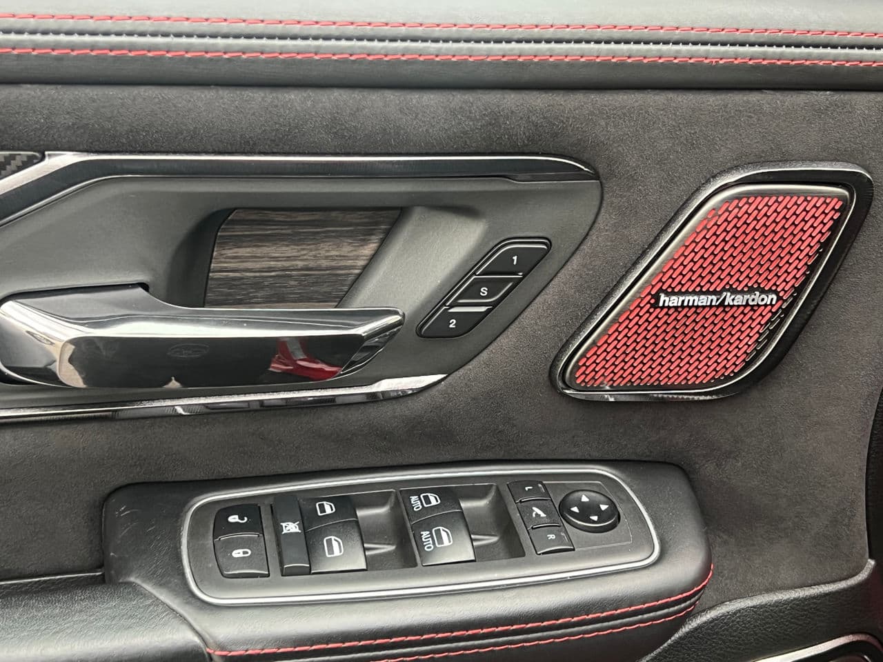2021 Dodge RAM — Miniatură 8