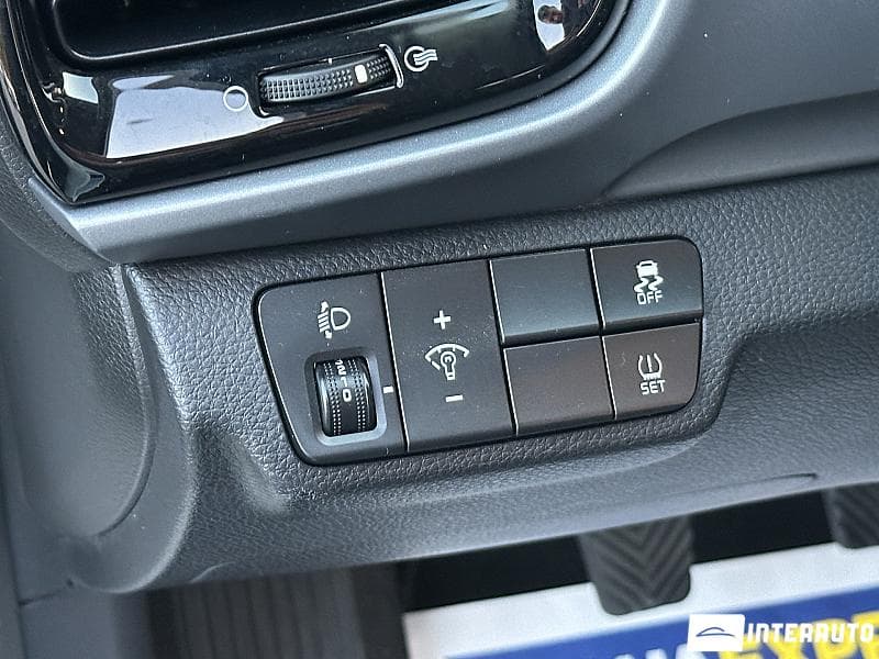 2018 Kia Stonic — Miniatură 15