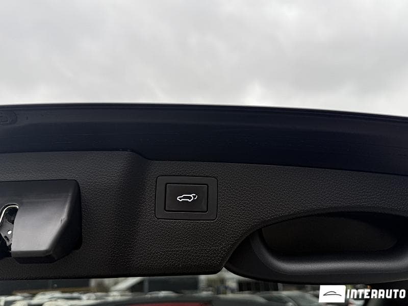 2015 Hyundai Santa Fe — Miniatură 24